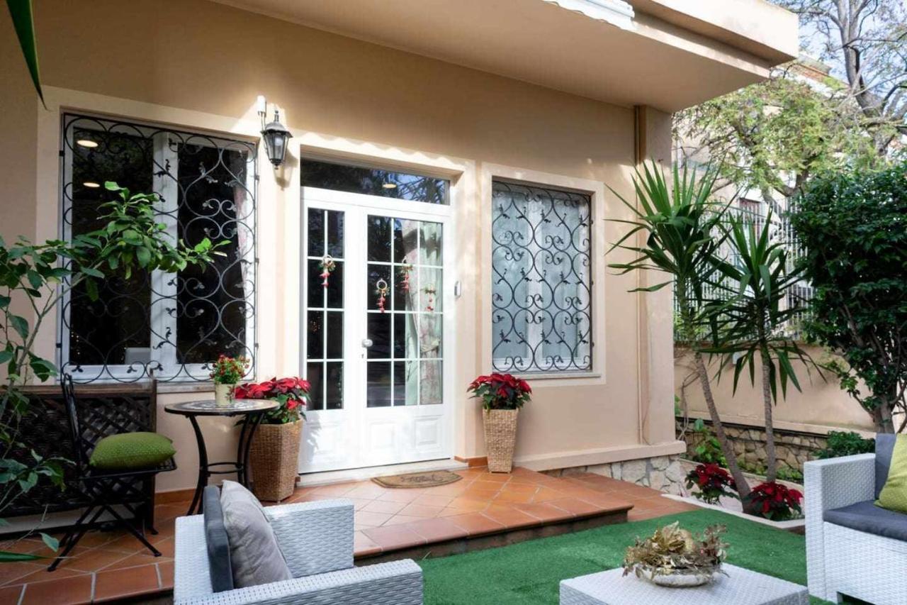 Elegante Villa Lu Centro Citta Con Parcheggio Cagliari Værelse billede